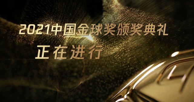 马特·波莫《平常心》热吻同性 敏感题材受关注 2014-03-10 正在热拍中的同性电影《平常心》日前再度曝光了片场照，《妙警贼探》中尼尔的扮演者马特·波莫和“绿巨人”马克·鲁法洛基情相拥并献上同性热吻，暧昧情感令人啧啧称奇。