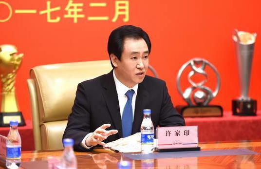 戏里的蜜蜂国度借鉴唐代建筑和福建土楼元素，戏里的花朝节也是唐代盛行的节日，旨在纪念百花生日，和蜜蜂国度的设定相互适配。