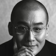 接下来，“观影贺岁”是否能如“双11购物”般成为社会新习俗，需求从弹性变为刚性，是重要考验。